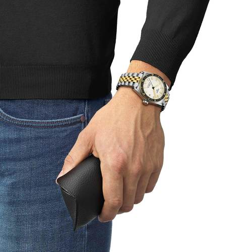 שעון TISSOT דגם T1494072201100 לגבר לוח לבן רצועת פלדת אל-חלד בצבע כסף – תמונה 2
