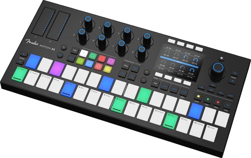 זווית נוספת fender studio motion 32 controller