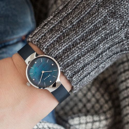 שעון OBAKU דגם V241LXCLML לאישה לוח כחול רצועת Mesh רשת מפלדת אל חלד בצבע כחול – תמונה 2