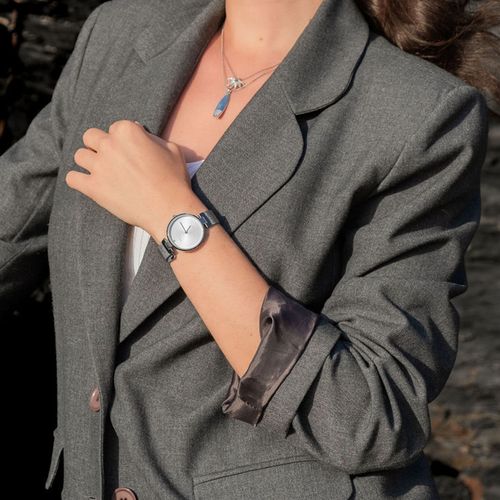 שעון OBAKU דגם V256LXCIMC לאישה לוח לבן רצועת פלדת אל חלד בצבע כסף – תמונה 2