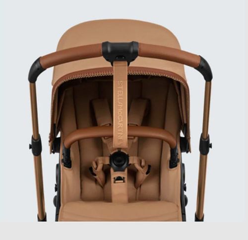 עגלת בוגבו פוקס 5 החדשה Fox 5 Bugaboo מתקפלת בקלות ביד אחת עם העריסה מהדורה מוגבלת Stella McCartney