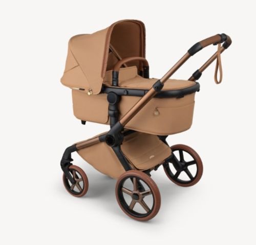 עגלת בוגבו פוקס 5 החדשה Fox 5 Bugaboo מתקפלת בקלות ביד אחת עם העריסה מהדורה מוגבלת Stella McCartney