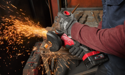 סט 6 כלי עבודה נטענים Milwaukee M18 FPP6L3-503B FUEL 18V - כולל 3 סוללות 5.0Ah ותיק גלגלים - EN -