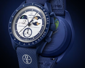SWATCH x OMEGA Bioceramic Moonswatch Mission To Earthphase Moonshine Snoopy Gold Popcorn