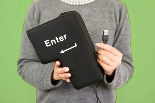 מקש ENTER ענק להפגת מתחים ומנוחה | חיבור USB