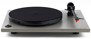 פטיפון Rega RP1 PERFORMANCE PACK