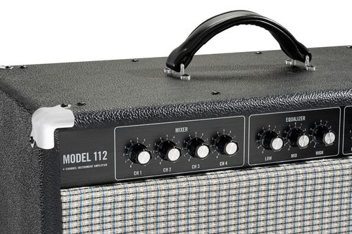 זווית נוספת moog model 112 amplifier