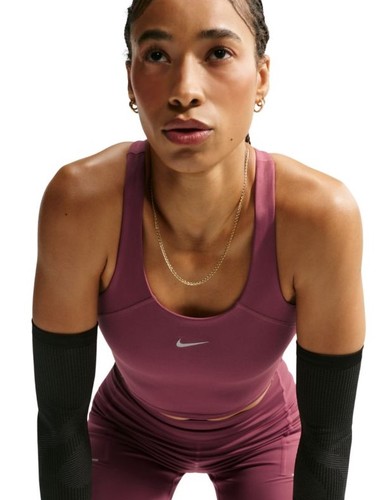 טופ נייק Nike Tempo Medium-Support Cropped Tank Top | נשים