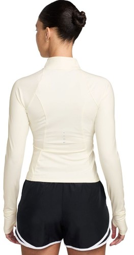 ג'קט נייק Nike Swift Dri-FIT Full-Zip Running Jacket | נשים