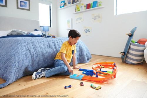 מסלול מרוצים כפול Whip Around Raceway עם 2 מכוניות