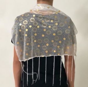 מתנות ומזכרות לאורחים! 12 צעיפי נשים / שאל/כיסוי ראש רכים, נעימים ומפנקים עשויים שיפון דגם מטבעות זהב - רק 13 ש