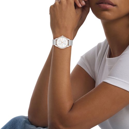 שעון Calvin Klein קלווין קליין לאישה Spark דגם 25100010, לוח בגוון כסוף, תמונה 3