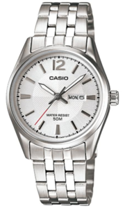 CASIO LTP-1335D-7A נשים עם תאריכון מלא עם יום בשבוע