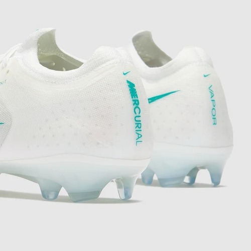 נעלי כדורגל מקצועיות  Nike Mercurial Vapor XVII Elite FG  