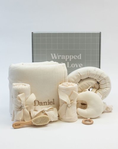 מארז מיננה-  Wrapped with love - שמנת MINENE