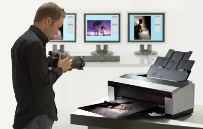 מדפסת הזרקת דיו Epson Stylus Photo R2880