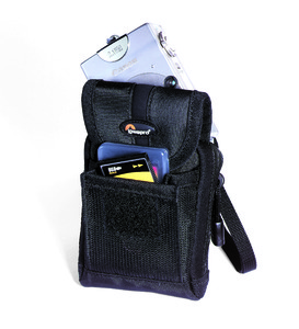 תיק למצלמה דיגיטלית, כרטיס זיכרון וסוללות Rezo 20 לאופרו