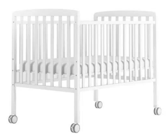 מיטת מטר לתינוק מעץ מלא צבע לבן Baby line