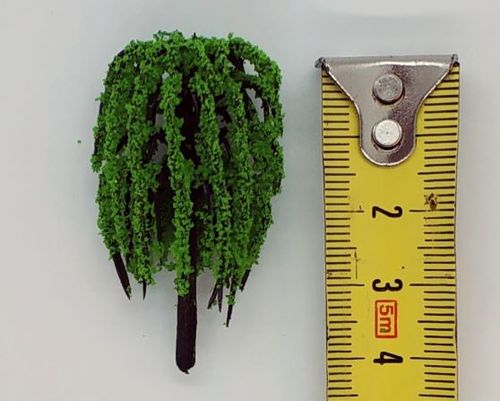 עצים קטנים מיניאטוריים בגובה 4 ס