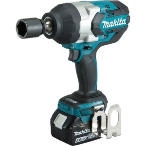 מפתח אימפקט 18V הינע "3/4 1050Nm כולל 2 סוללות 5AH ומטען MAKITA