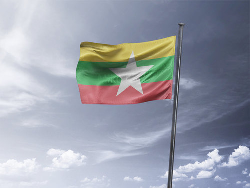 דגל מיאנמר (בורמה) - Myanmar flag - **דגל 30*40 - הזמנה ל5 יח ומעלה**