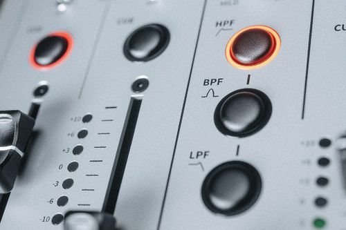 זוית נוספת Allen & Heath Xone:96 DJ Mixer