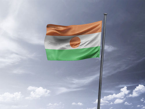 דגל ניז'ר - Niger flag - **דגל 30*40 - הזמנה ל5 יח ומעלה**