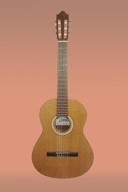 גיטרה קלאסית מוגברת ספרדית מנואל אלבאניז MANUEL ALBENIZE MOD. M-1