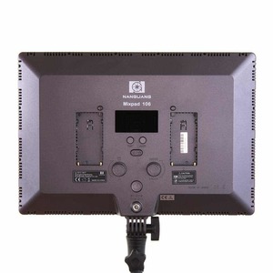 פנס לדים NanGuang Mixpad 106