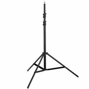 עמוד תאורה לסטודיו  גובה 240 מטר