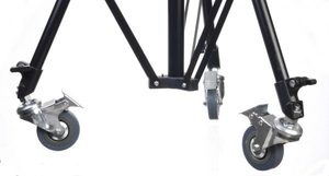 סט גלגלים לעמוד תאורה