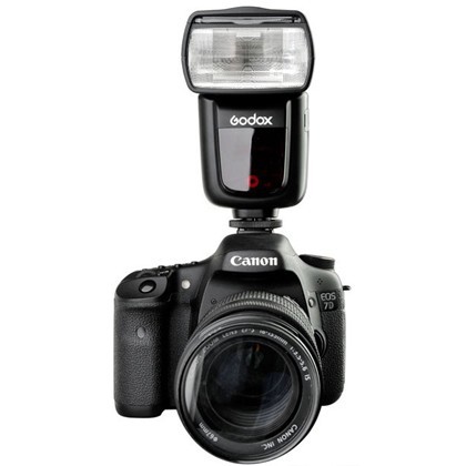 GODOX V860 E-TTL Flash for Canon + Battery