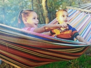 ערסל שכיבה זוגי עם מקלות רחב מאד דגם ריו OUTDOOR