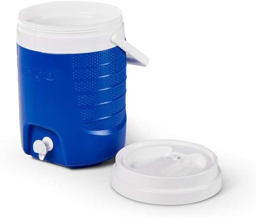 מיכל מים קשיח קולר 7.6 ליטר עם ברז שתיה IGLOO