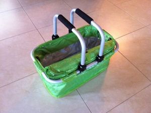 צידנית עם ידיות אלומניום בנפח 35 ליטר