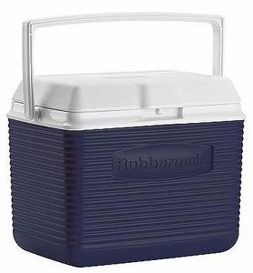 צידנית קשיחה 9 ליטר RUBBERMAID