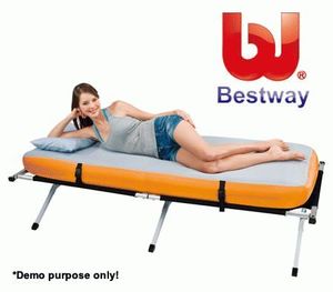 מיטה מתקפלת לשטח +מזרון ומשאבה ולקמפינג במבצע BESTWAY 67383