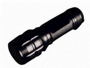 פנס יד עוצמתי 300 LUMENS אטום למים מאיר ל 200 מטר GO NATURE