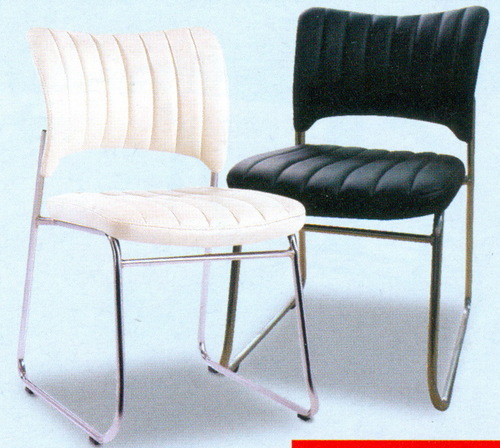 ארגמו ללא כיסאות 