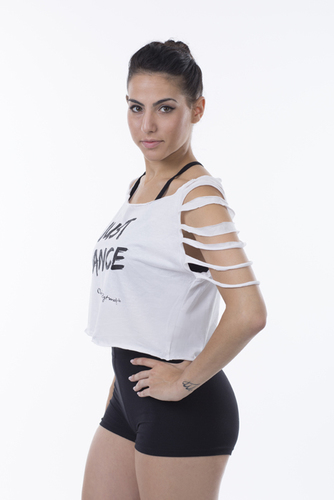 AJ0A7658_front_white_black_alt