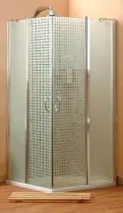 מקלחון פינתי תוצרת שטרן מקלחונים דגם דונה Dona S