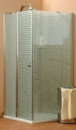 מקלחון פינתי דגם דונה מבית שטרן עם דלת ציר בזווית 90 מעלות וזכוכית מחוסמת 6 מ