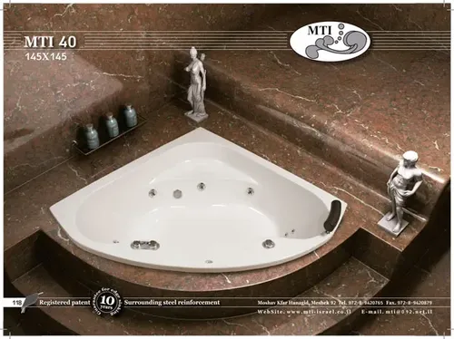 אמבטיה פינתית אקרילית מבית MTI USA בגודל 145x145 ס