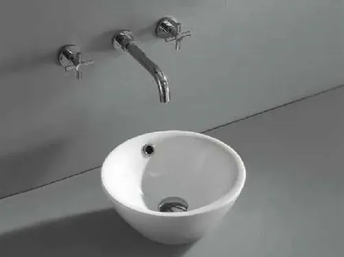 כיור רחצה מונח מחרס לבן מבית סניטק בגודל 33x33x15 ס