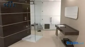 אגנית למקלחון מלבנית MTI-210 80X80 מלאות - גוון לבן