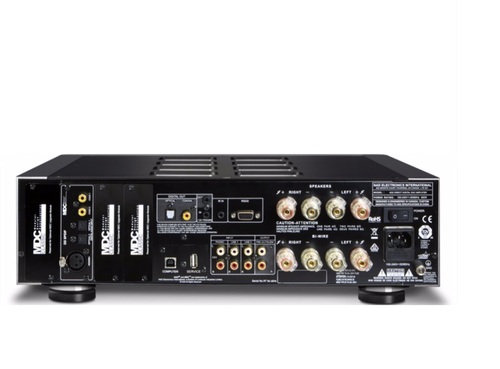 מגבר דיגיטלי כולל DAC מבית NAD דגם M32