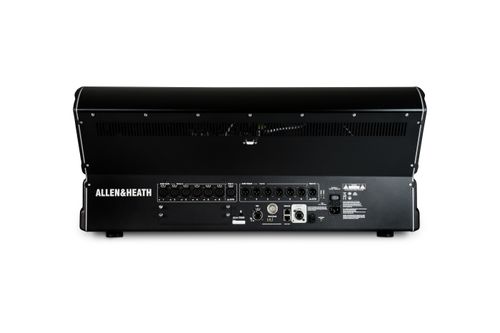זוית נוספת Allen & Heath dLive C2500
