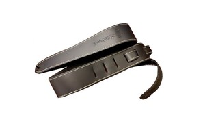 רצועה לגיטרה שחורה מעור Martin 18A0046