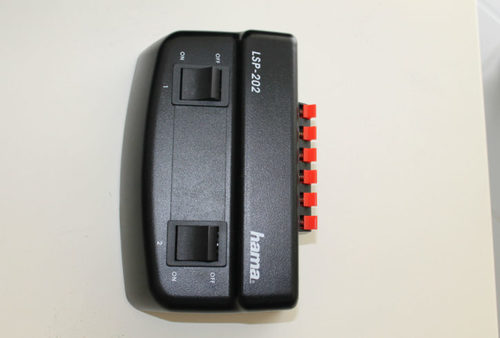 מרכזיית פיצול ל  2 זוגות רמקולים מבית HAMA דגם LSP202