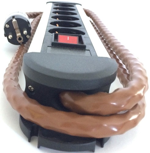 מפצל חשמל TCI Constrictor Powerblock